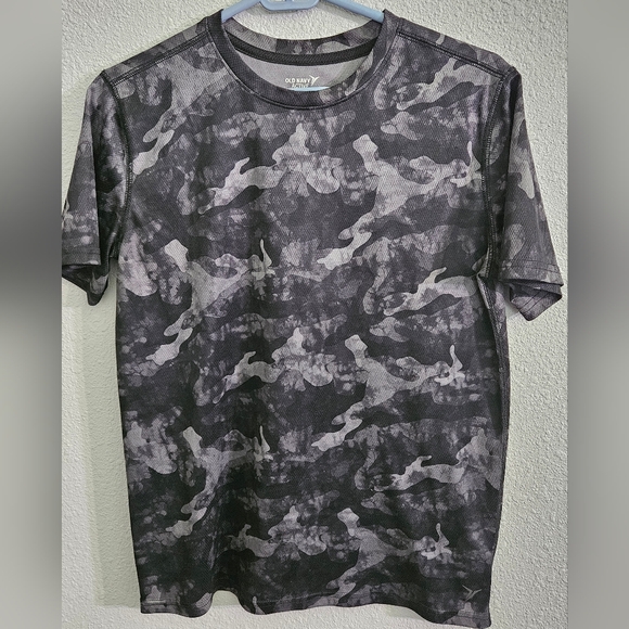 Old Navy Active Black & Gray Camo Go-Dry Tee Youth XXL (18) - Picture 1 of 4
